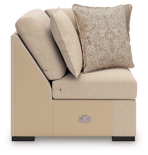 LadyMae Sectional with Chaise - homePLUS (Binghamton, NY)