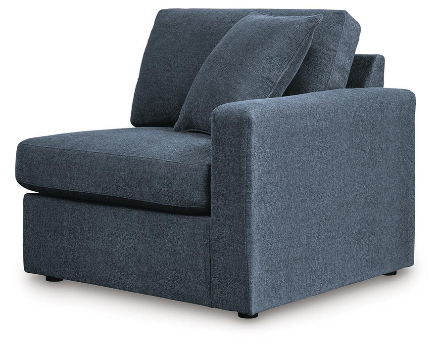 Modmax Sectional with Audio System