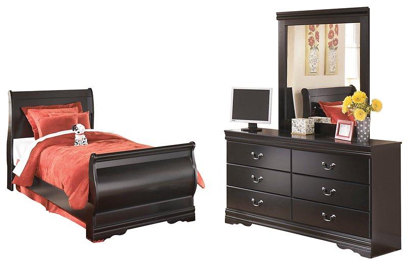 Huey Vineyard Bedroom Set - homePLUS (Binghamton, NY)