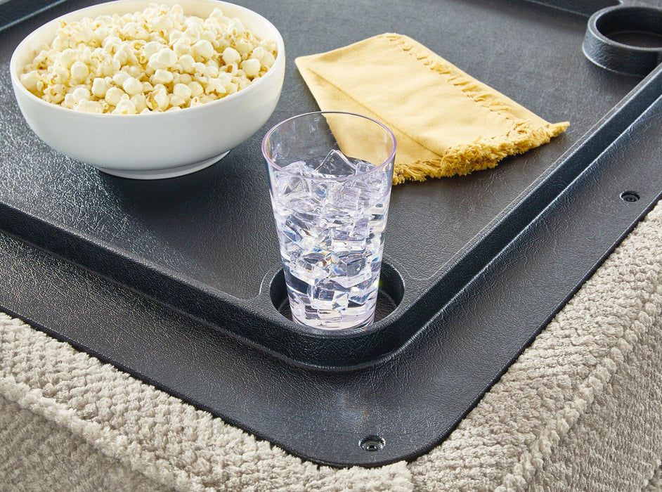 Calnita Living Rom Set - homePLUS (Binghamton, NY)