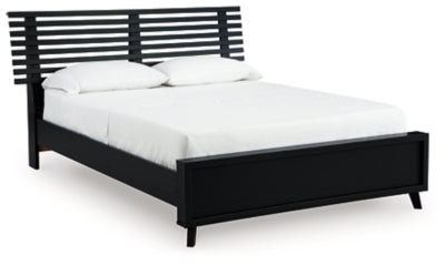 Danziar Queen Slat Bed - homePLUS (Binghamton, NY)