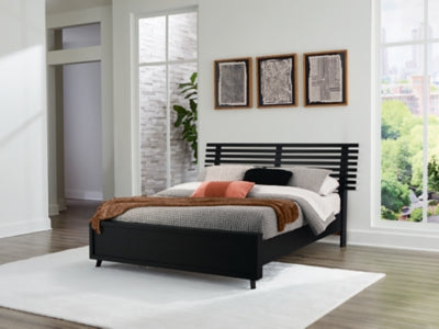 Danziar Queen Slat Bed - homePLUS (Binghamton, NY)