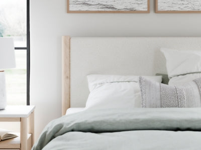 Cadmori Upholstered Bed - homePLUS (Binghamton, NY)