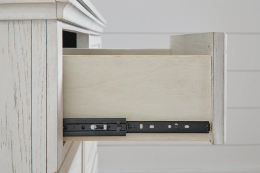 Robbinsdale Bedroom Set - homePLUS (Binghamton, NY)