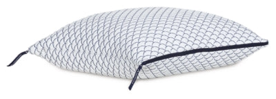 DreamCloudTM Classic / Pillow (Set of 4) - homePLUS (Binghamton, NY)