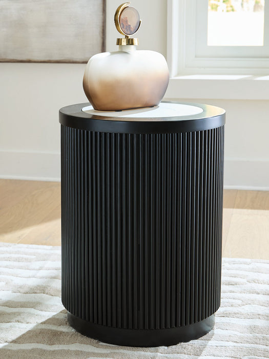 Grayman End Table - homePLUS (Binghamton, NY)